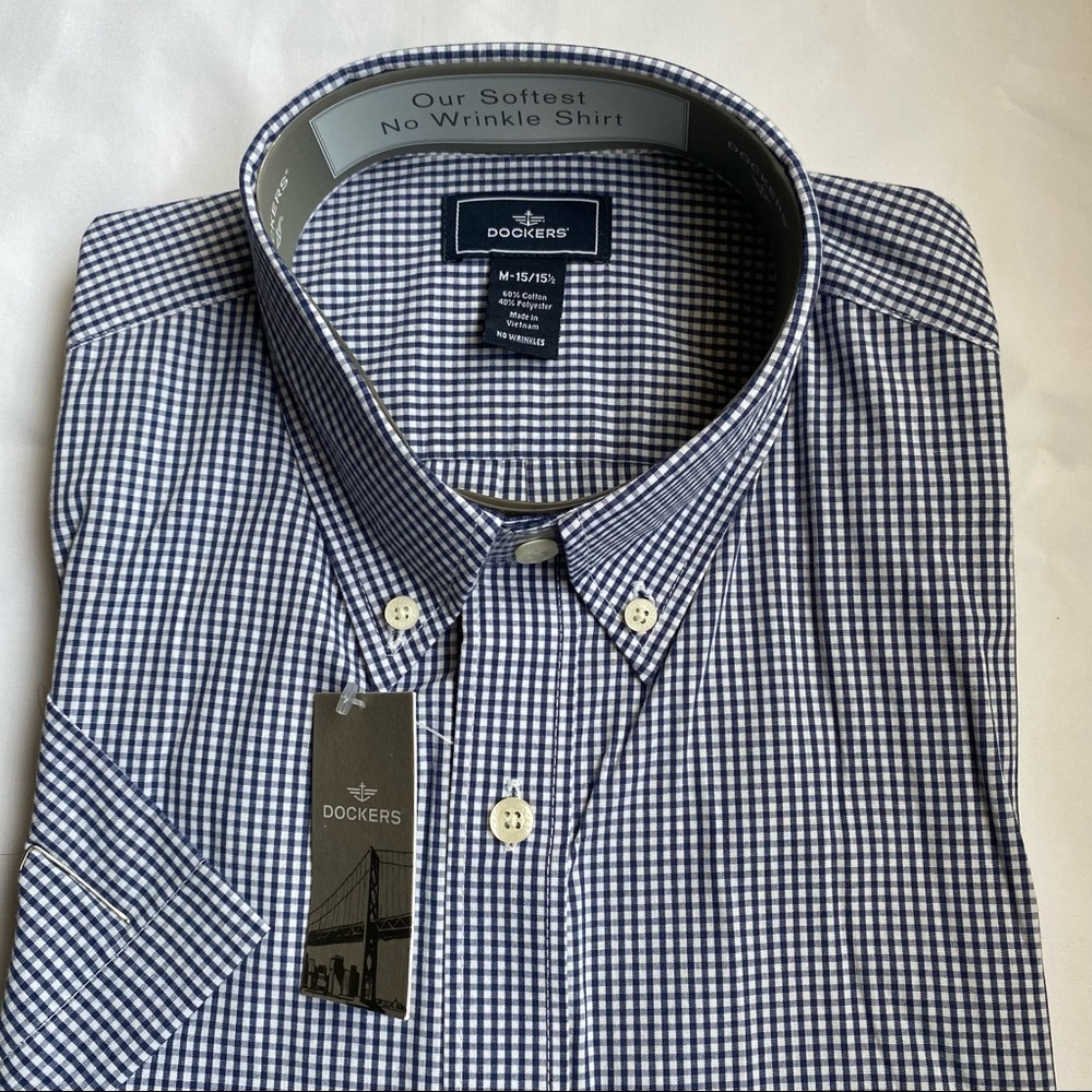Dockers - Short sleeve shirt - Medium 15-151/2 - No wrinkle shirt